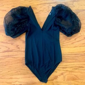 Zara embroidered puffed sleeves bodysuit black S